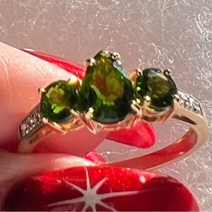 Russian Diopside & Diamond Ring in 14K Yellow Gold - Excellent Condition